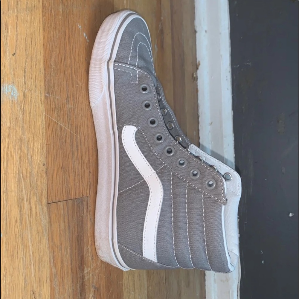 VANS - Picture 3 of 5
